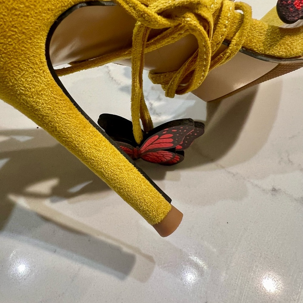 Butterfly Heels - Picture 3 of 5
